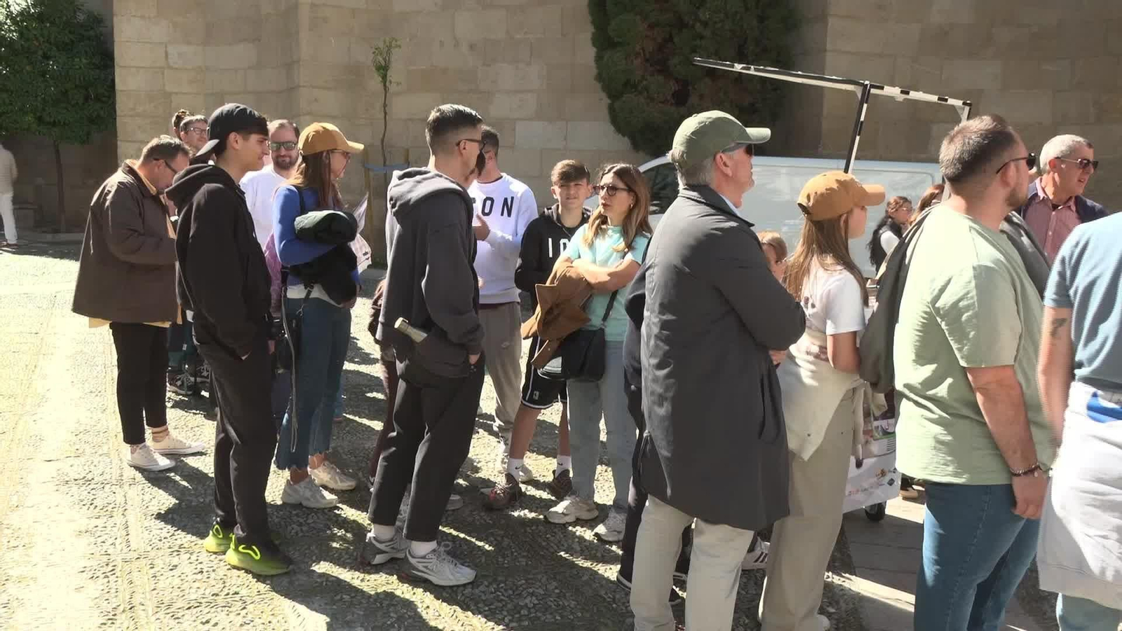 J025-GRANADA CIUDAD LLENA