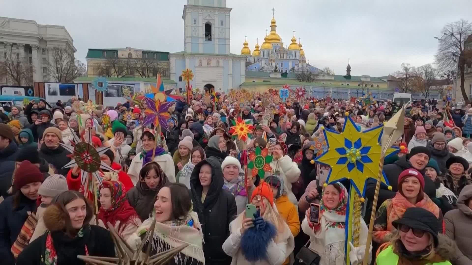 J031-UCRANIA CELEBRACIONES NAVIDAD EN LA CALLE