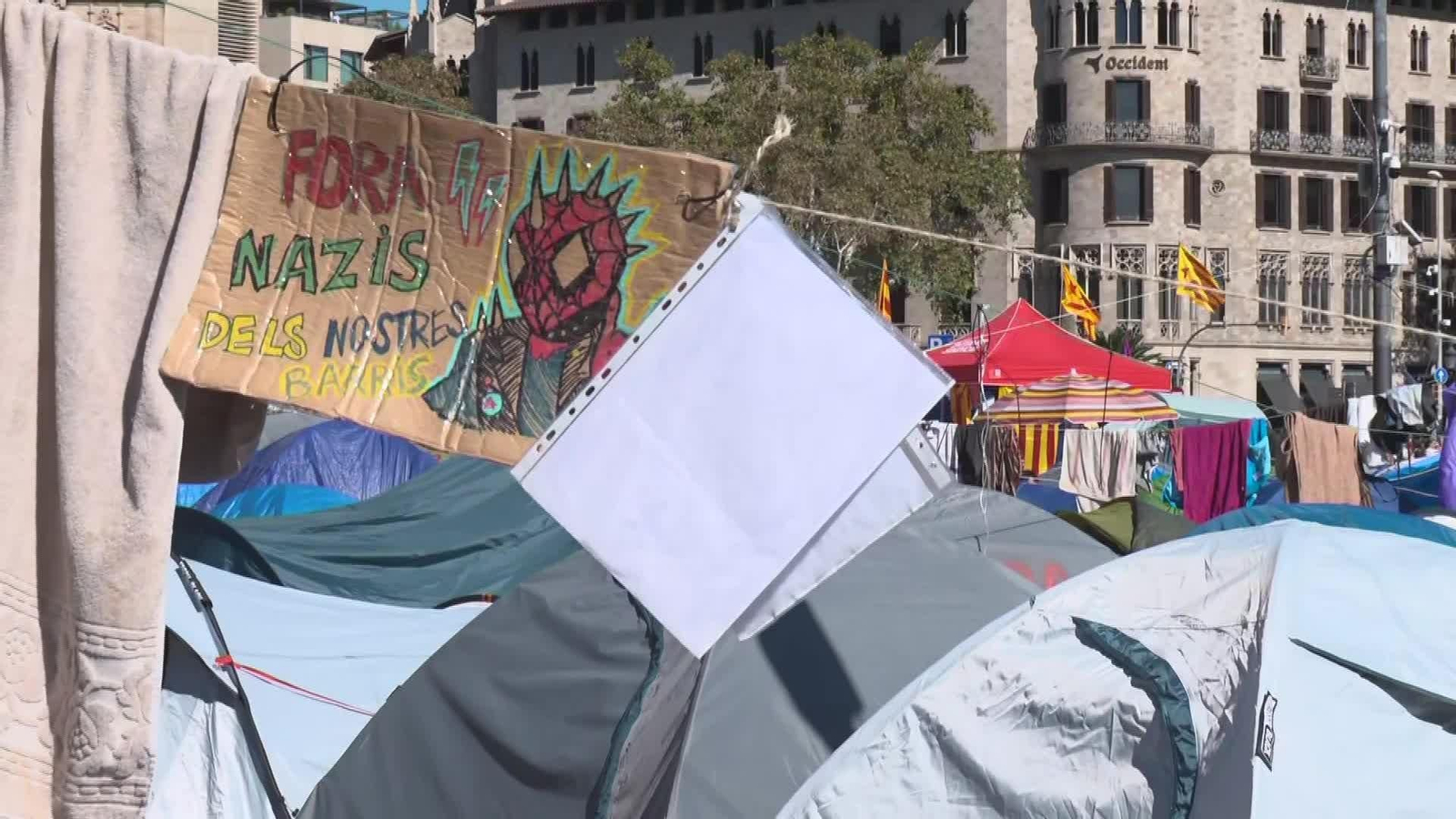 S024-BARCELONA ACAMPADA PLAZA CATALUNYA