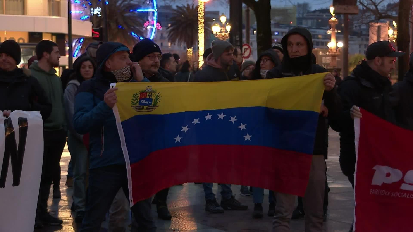 S038-DONOSTI CONCETRACION CONTRA ATAQUE A VENEZUELA