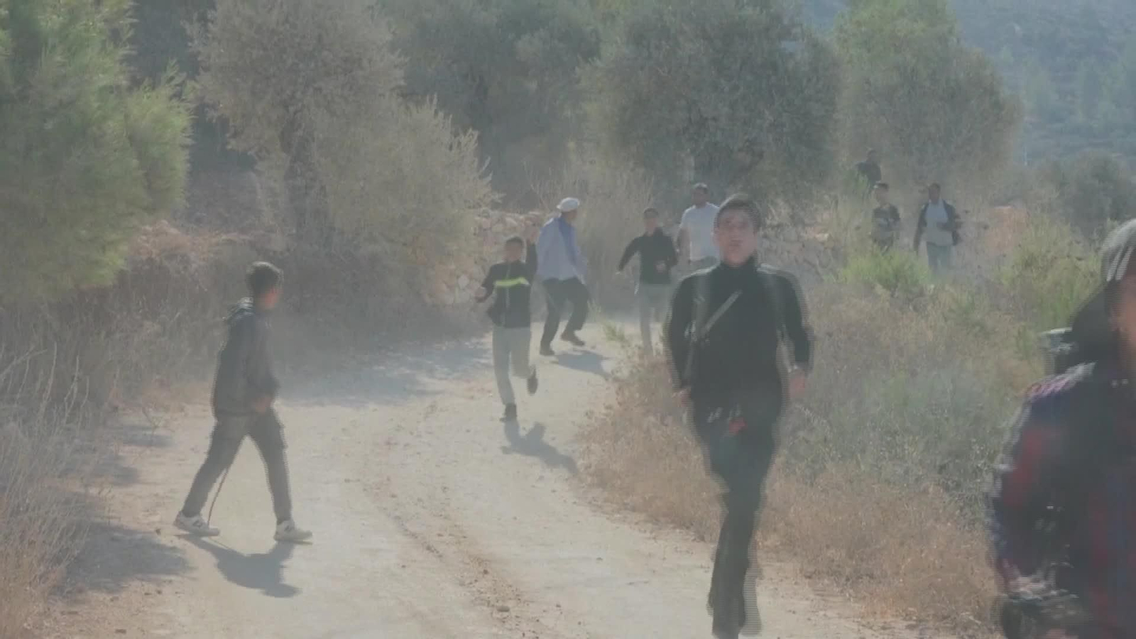 S010-CISJORDANIA MILITARES ISRAEL IMPIDEN PASO A OLIVARES