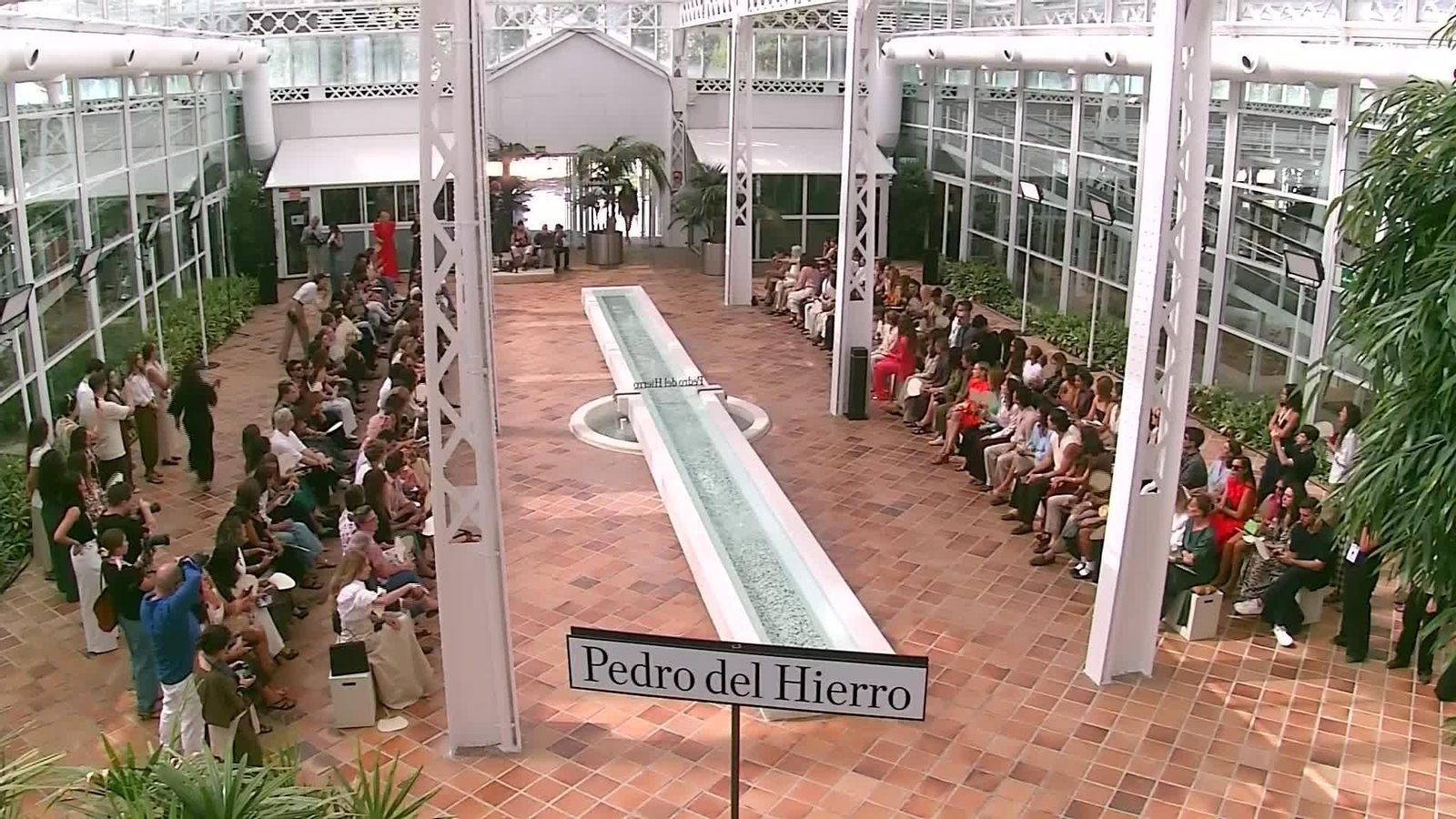 L025-MADRID FASHION WEEK PEDRO DEL HIERRO