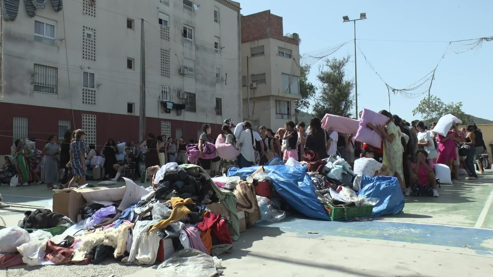M060-CEUTA SITUACION MIGRANTES REGISTROS TARDE