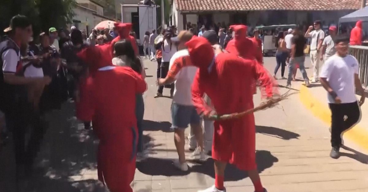 Los demonios toman las calles en El Salvador y da comienzo la Semana Santa