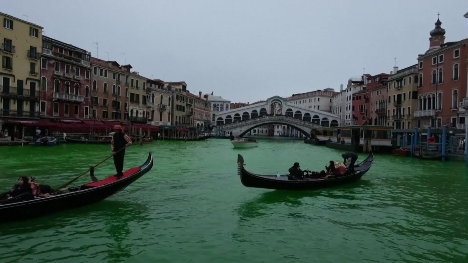 S010-VENECIA CANAL ACTIVISTAS CLIMA