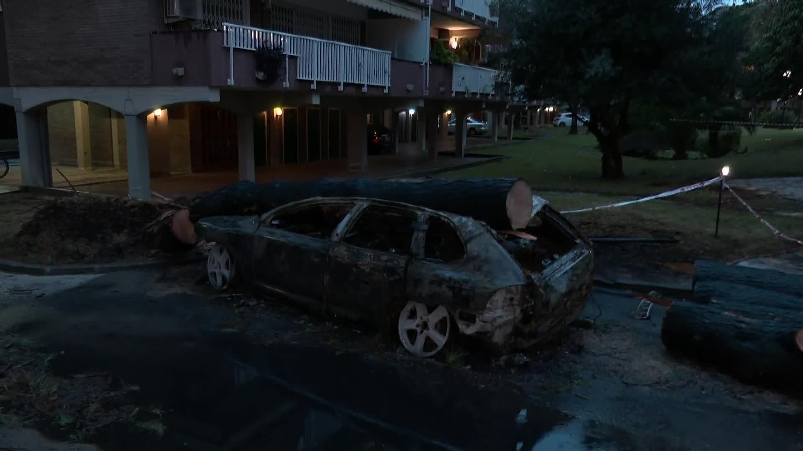 V080-BARCELONA TEMPORAL DESTROZOS TARDE