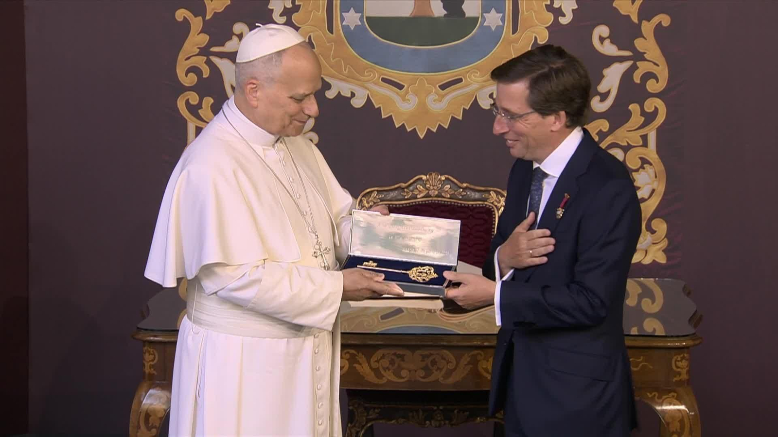 va papa medalla madrid