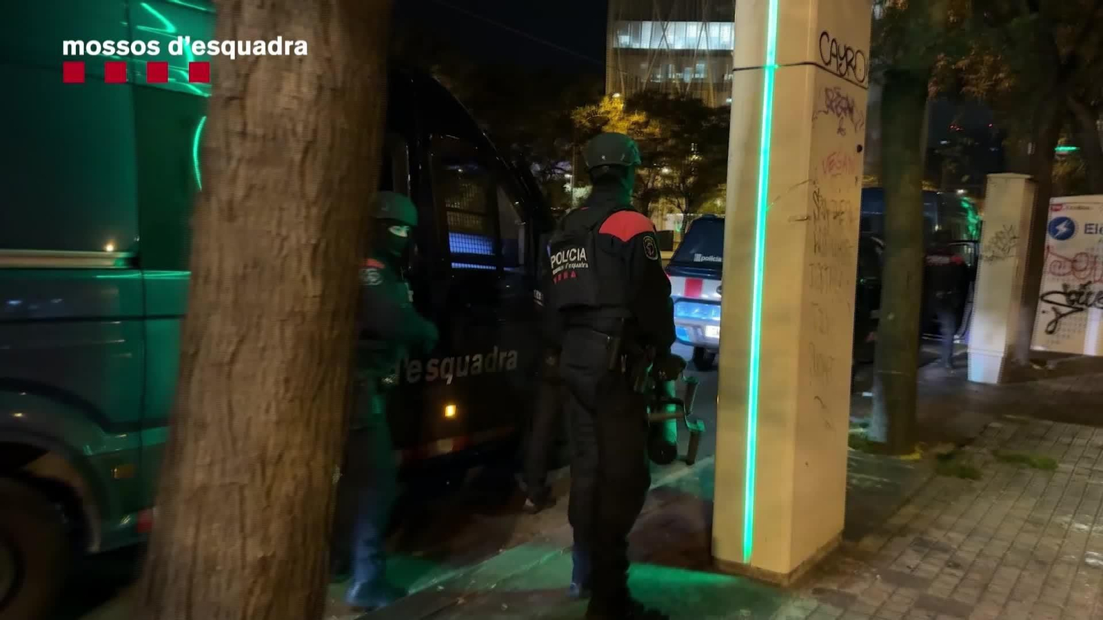 X035-IMAGENES MOSSOS CAMORRA