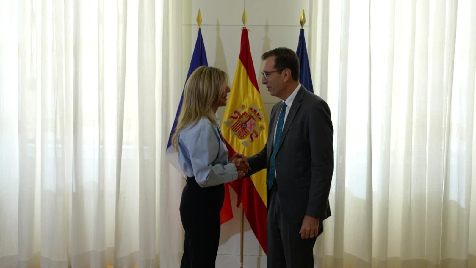 X037-MADRID YOLANDA DIAZ Y MINISTRO FRANCES
