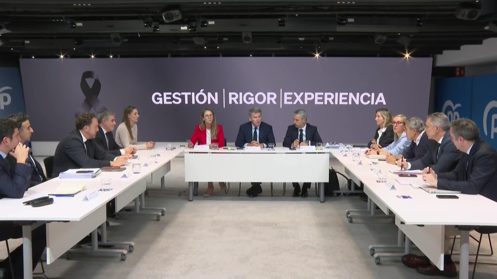 V014-MADRID FEIJOO CON EXPERTOS INFRAESTUCTURAS Y SERVICIOS FERROVIARIOS