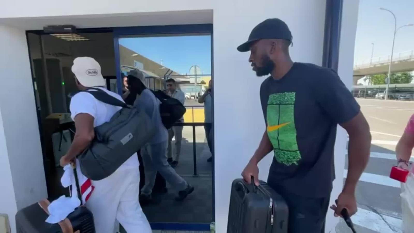 va idumbo al monaco