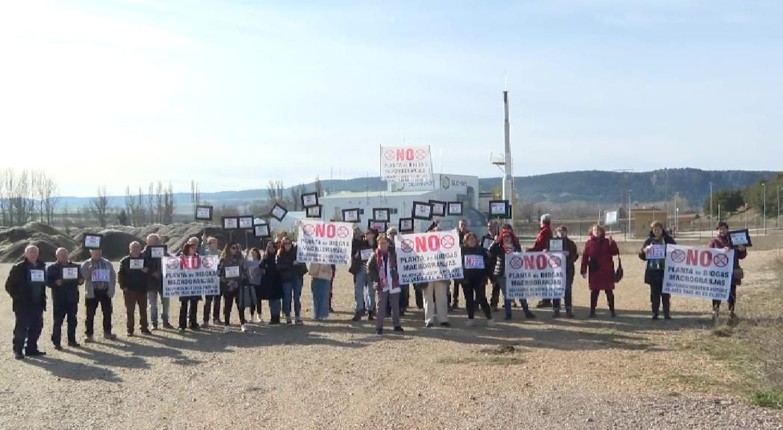 Vecinos y ecologistas se movilizan contra la planta de Biogás en Corduente Vecinos y ecologistas se movilizan contra la planta de Biogás en Corduente