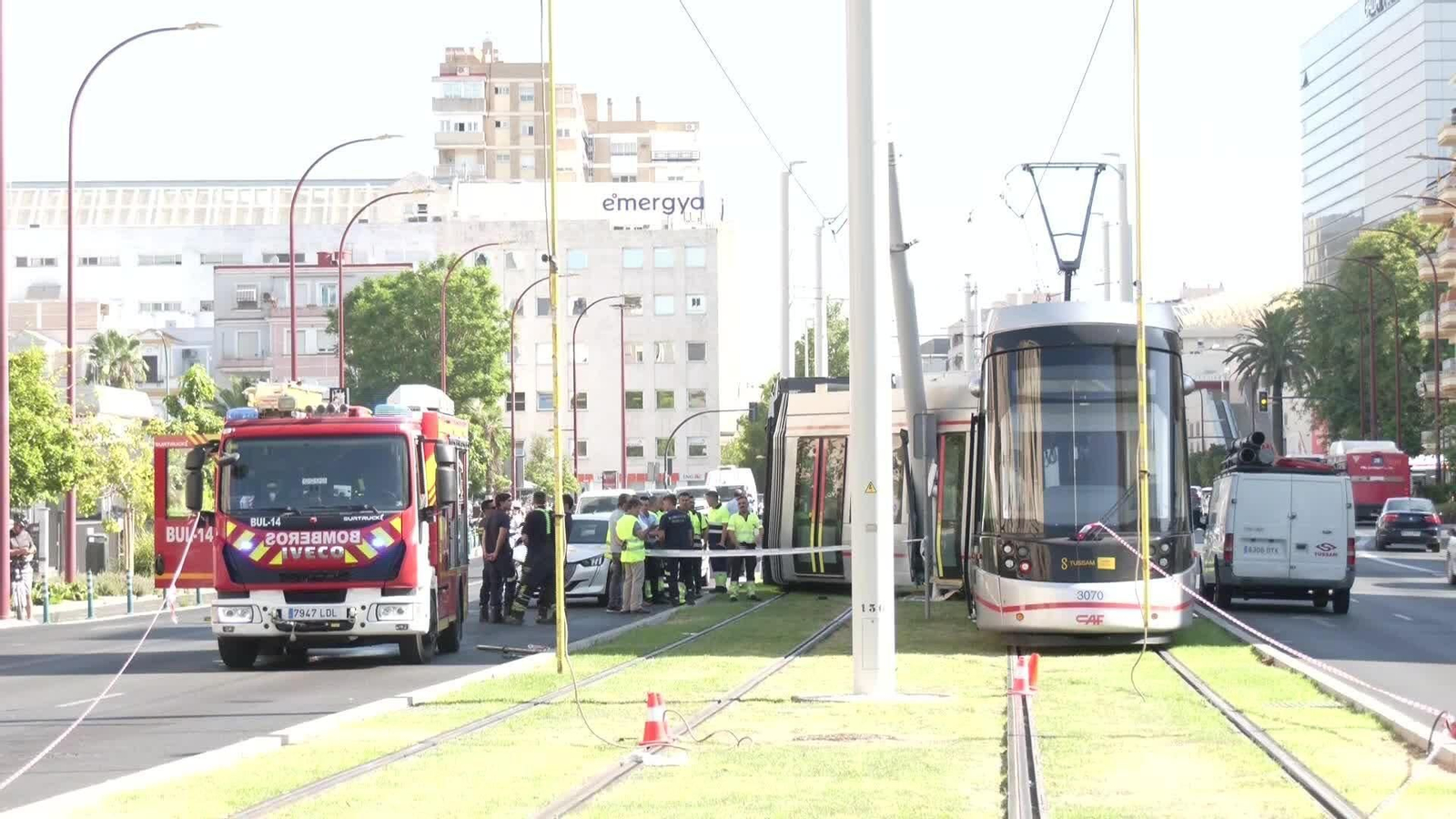 L038-SEVILLA DESCARRILAMIENTO TRANVIA