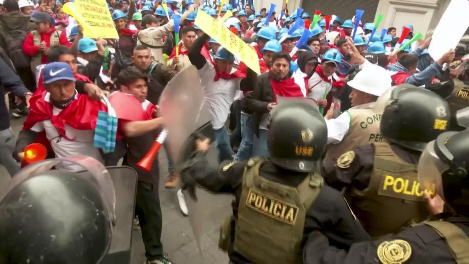 V607-PERU PROTESTAS MINEROS