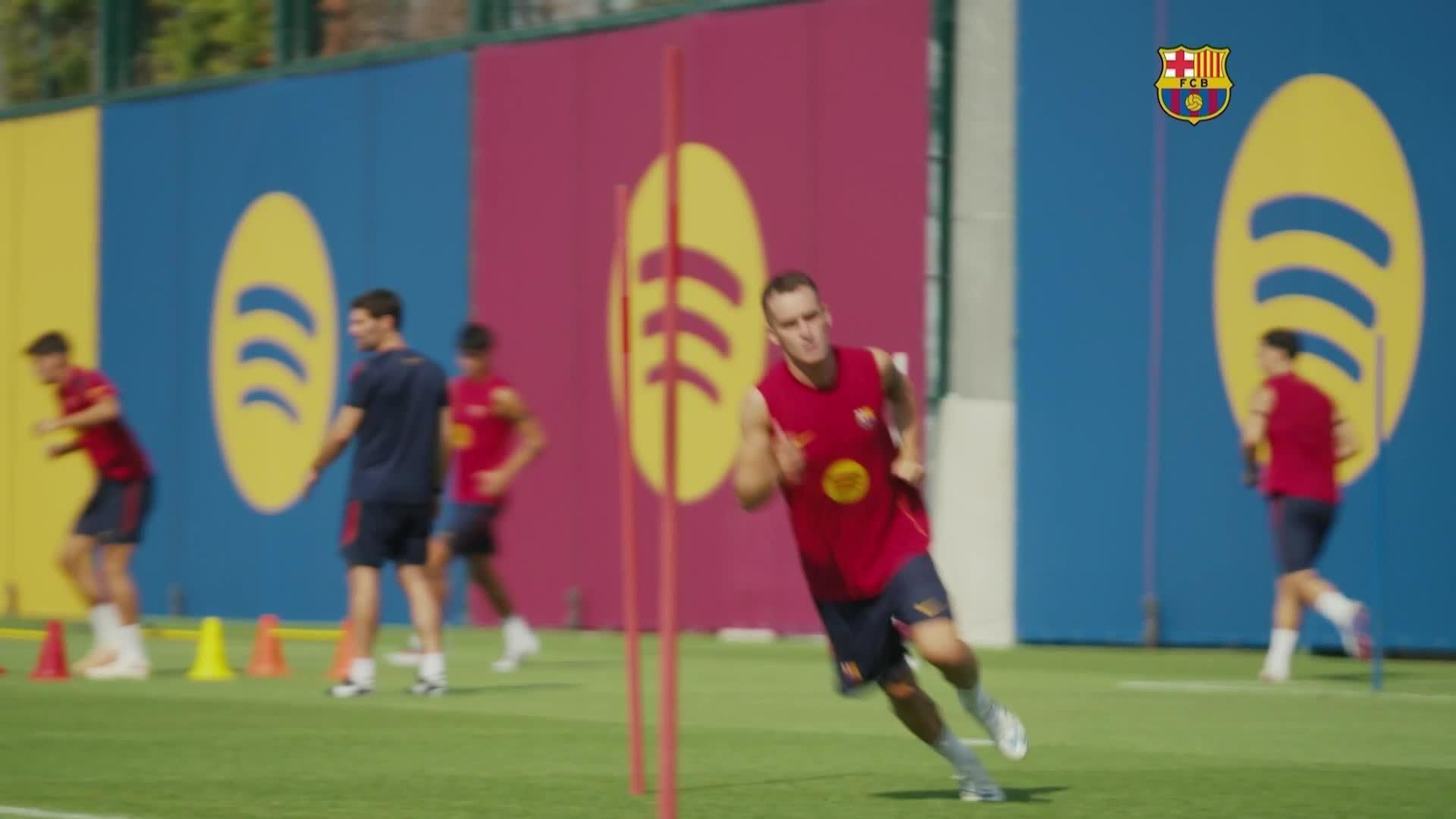 M027-BARCELONA ENTRENAMIENTO FC BARCELONA