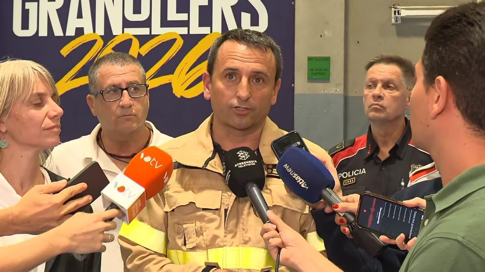 M087-BARCELONA BOMBEROS BUSQUEDA DESAPARECIDO GRANOLLERS TARDE