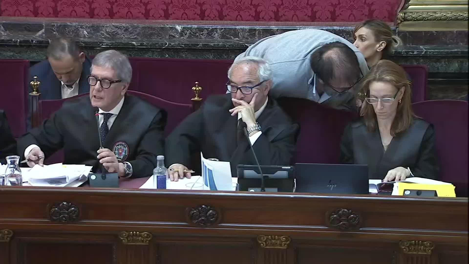 J053-EDI MADRID JUICIO SOBRES Y DINERO