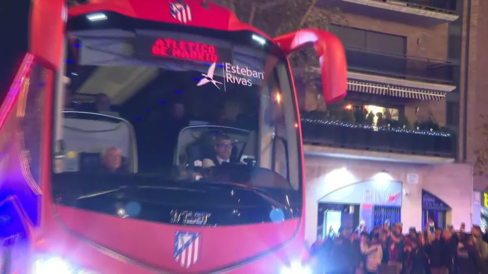 M076-BCN LLEGADAS FC BARCELONA ATLETICO DE MADRID