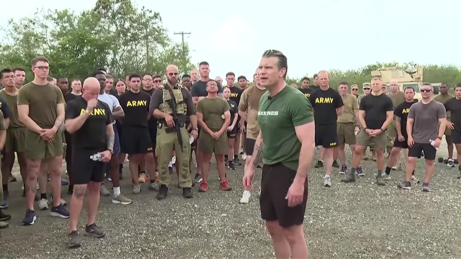 va hegseth a tropas guantanamo