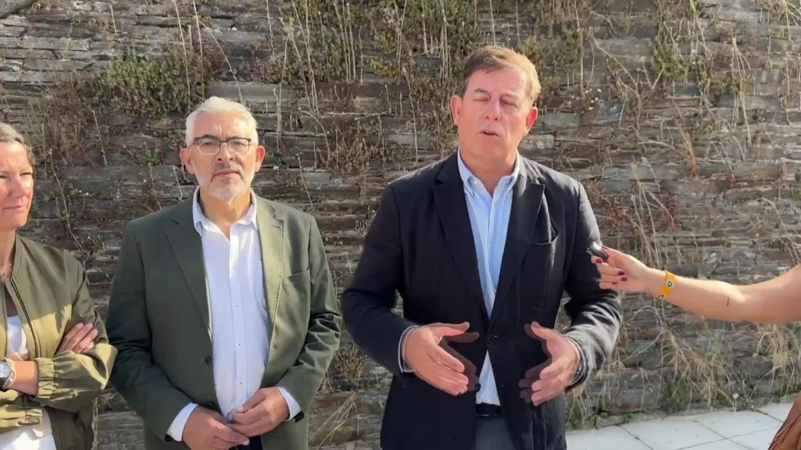 V051-VARIOS REAX POLEMICA INFORME IGUALDAD XUNTA