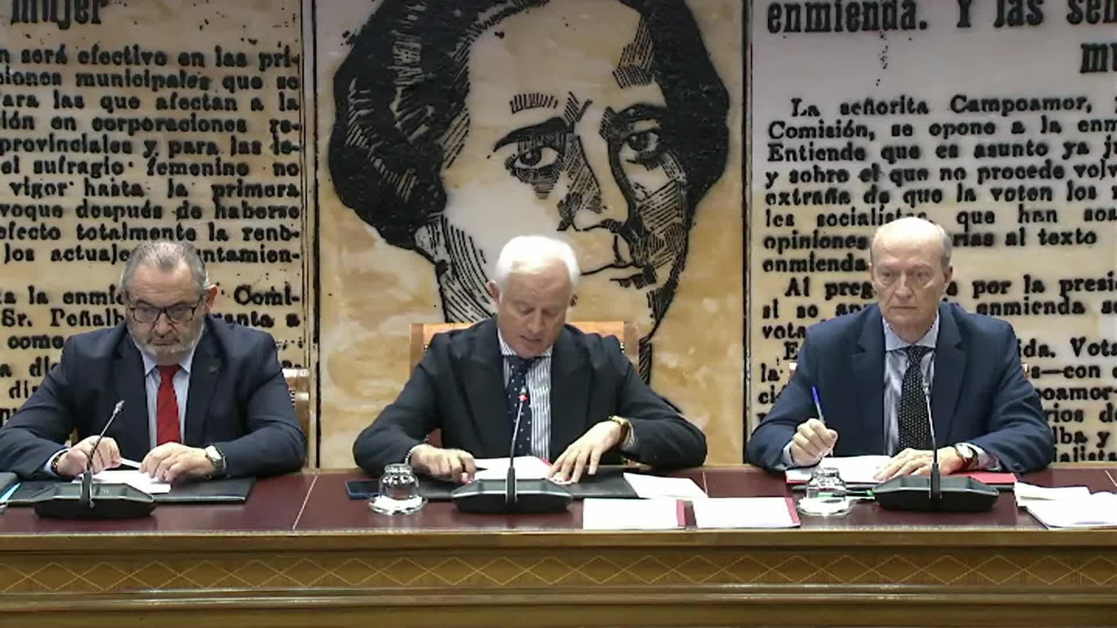 J013-SENADO COMISION KOLDO BARRABES