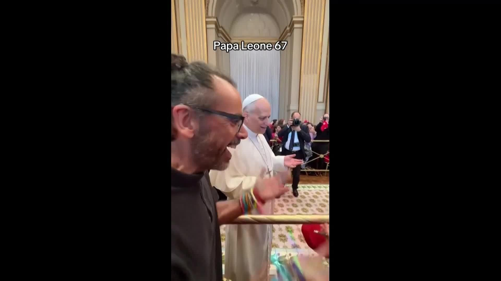 va papa haciendo el 67