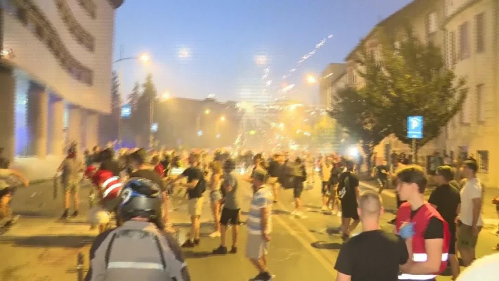 J006-SERBIA PROTESTAS