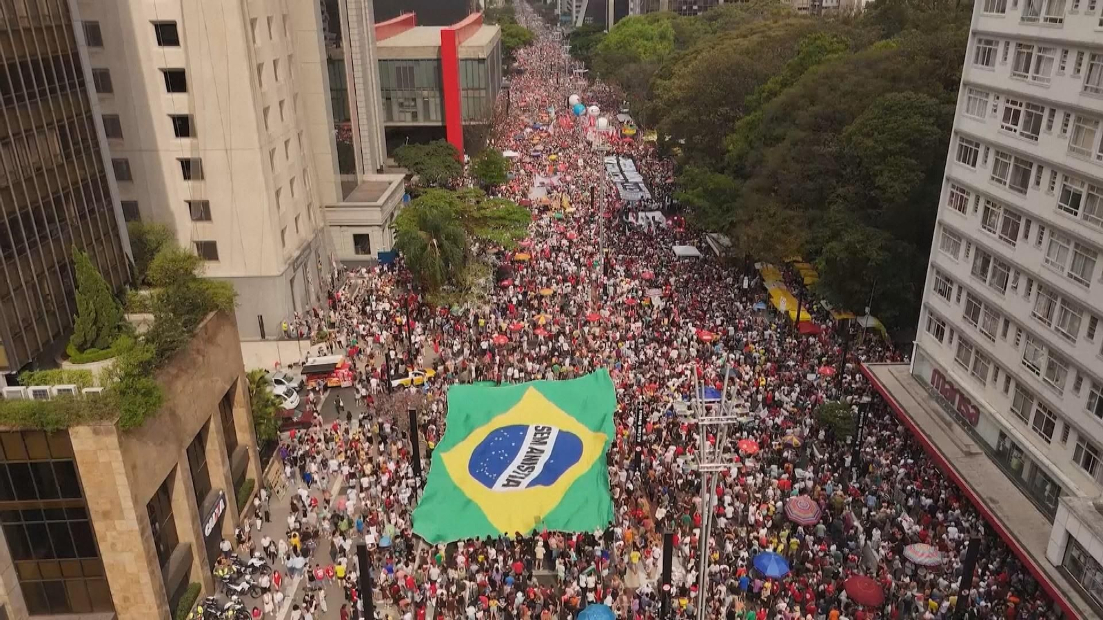 Multitudinarias protestas en Brasil contra la posible amnistía a Jair Bolsonaro Multitudinarias protestas en Brasil contra la posible amnistía a Jair Bolsonaro