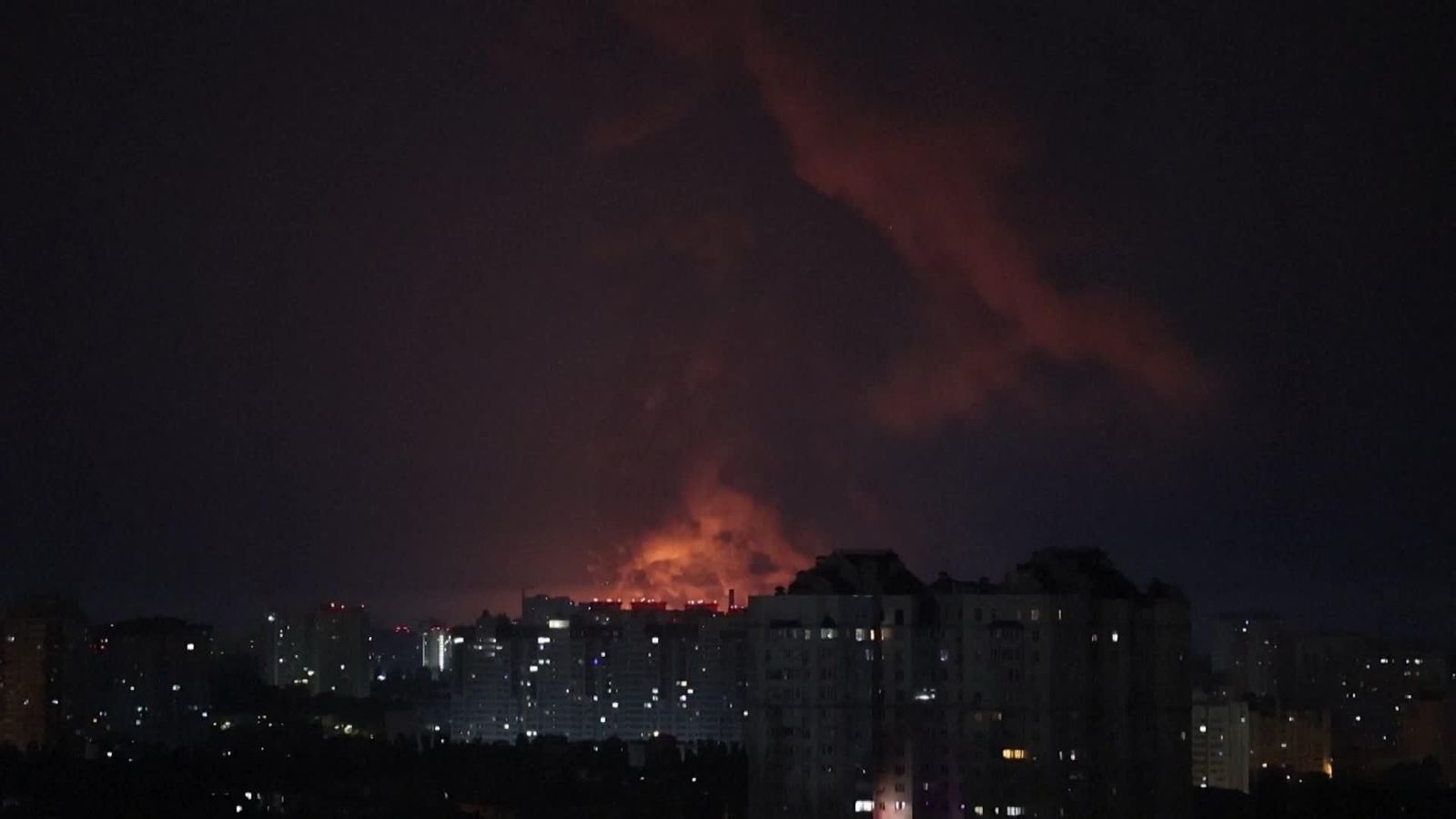 X007-UCRANIA ATAQUES KIEV NOCHE