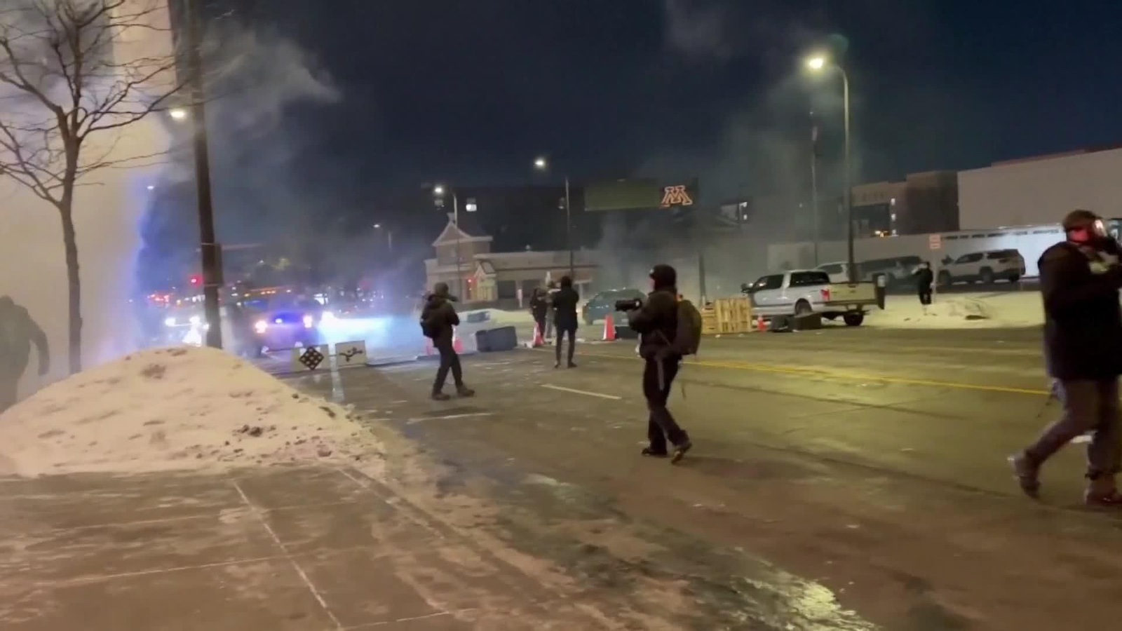 va bombas humo protestas mineapolis