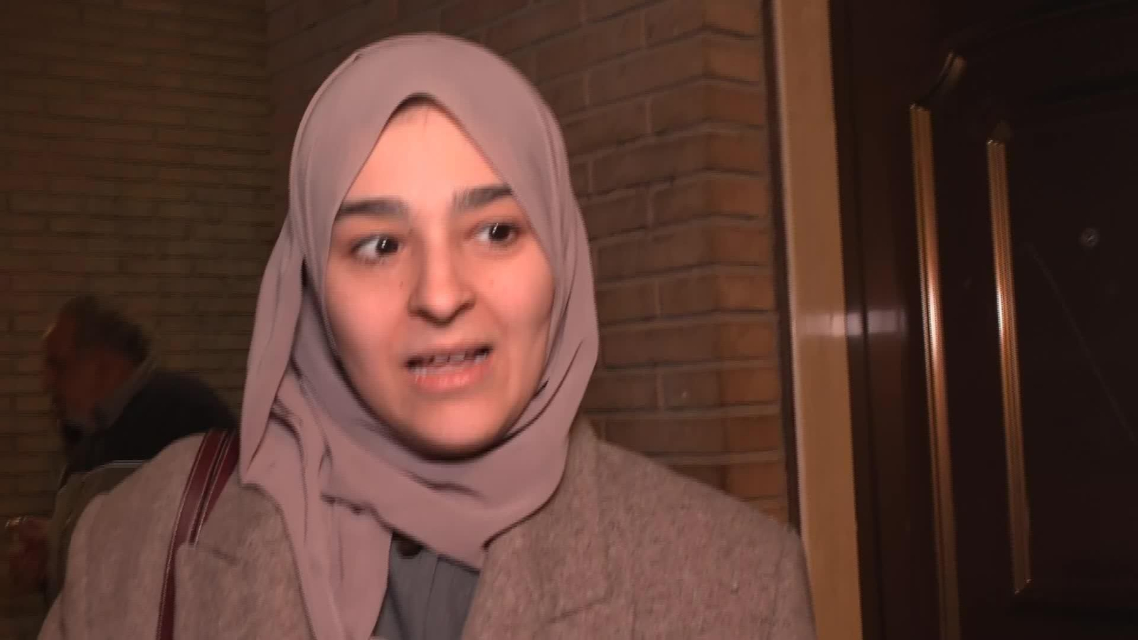 M105-VALENCIA REAX CALLE INICIATIVA VOX BURKA