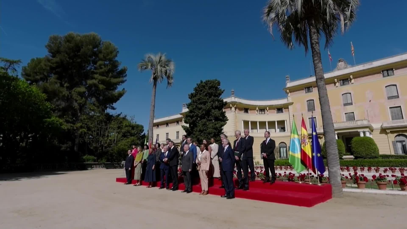 va foto familia sanchez y lula