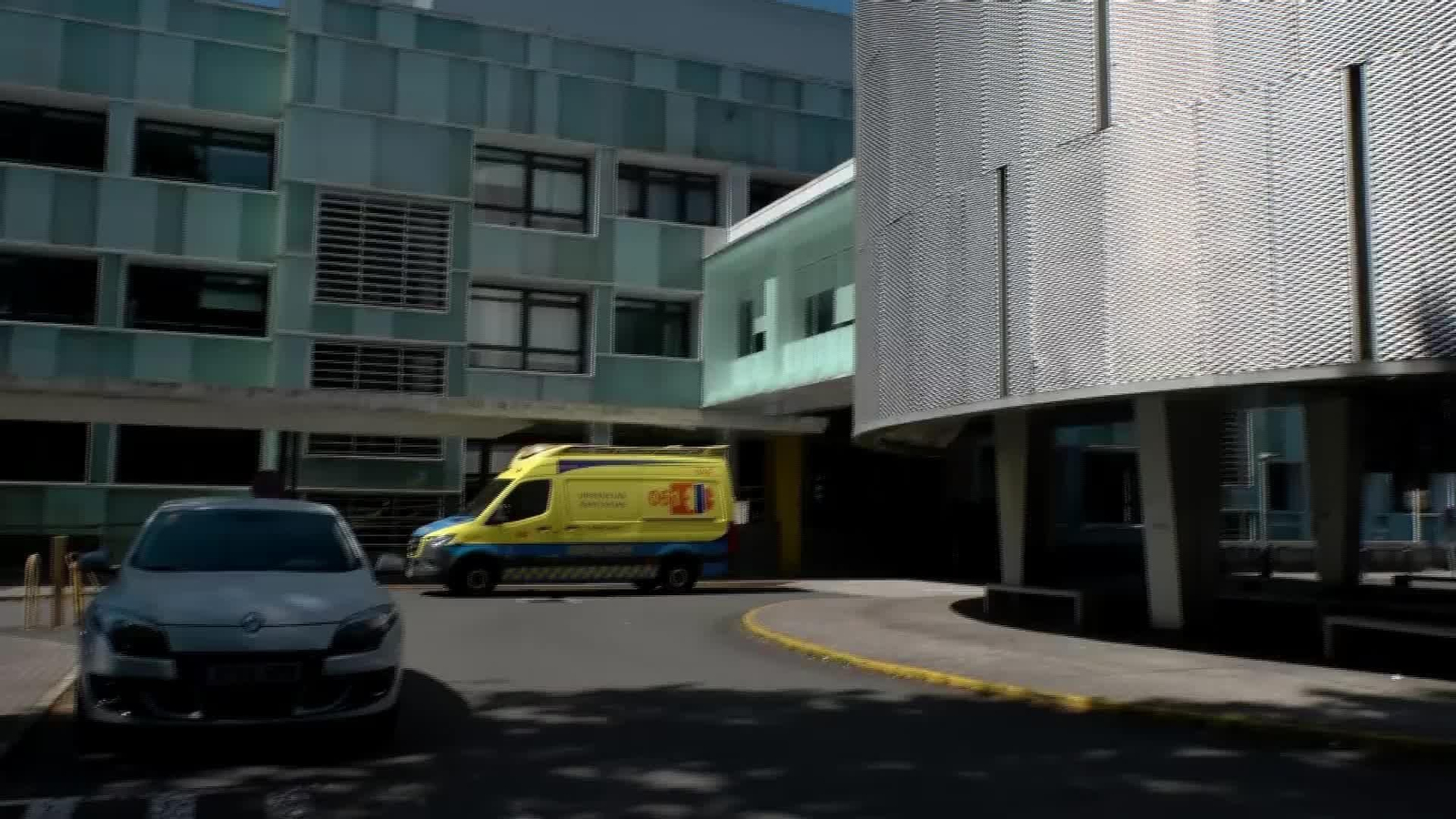 S021-SANTIAGO FACHADA HOSPITAL BROTE SARNA