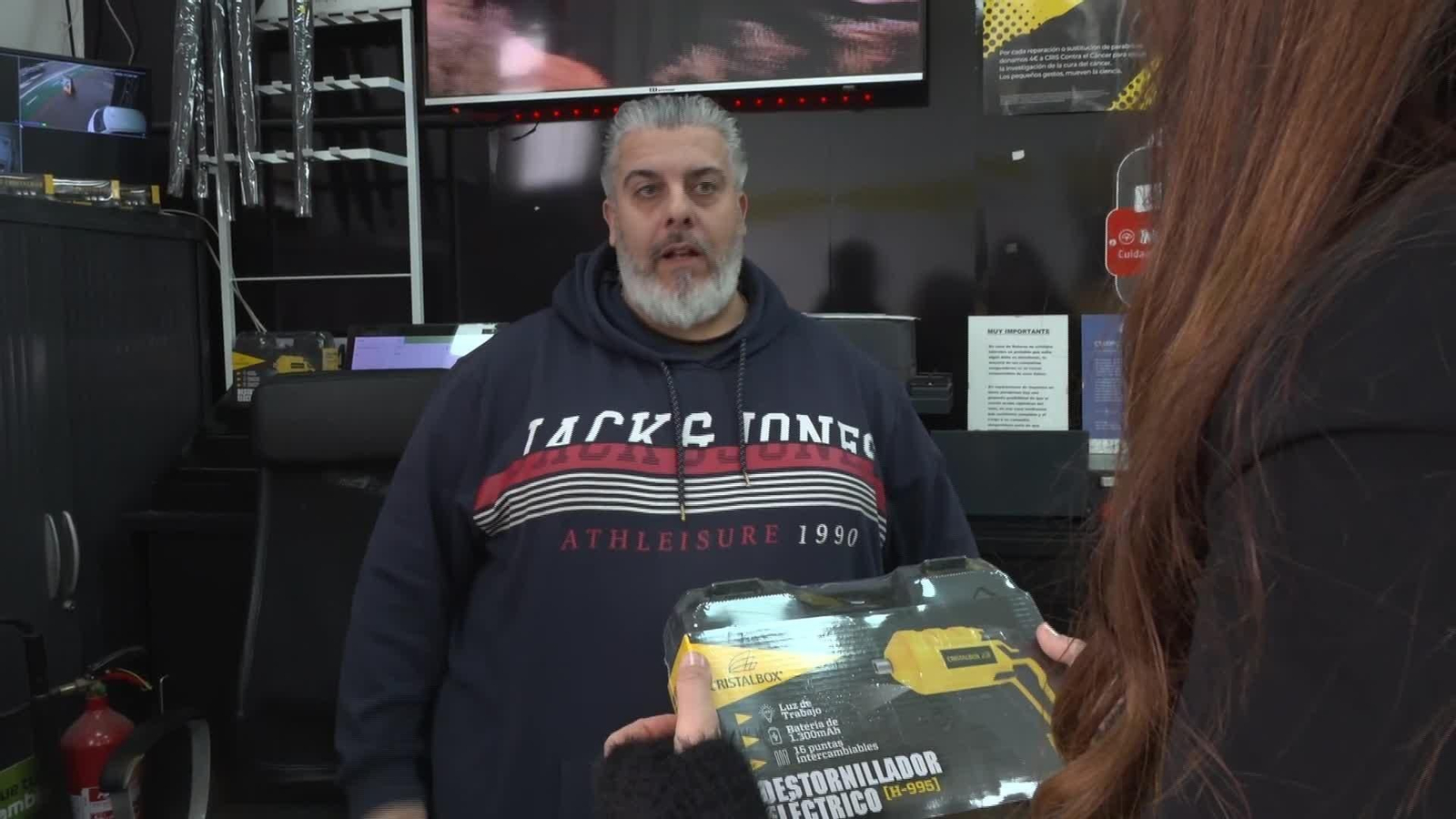 M023-VARIOS REACCIONES ENCUESTA PARO