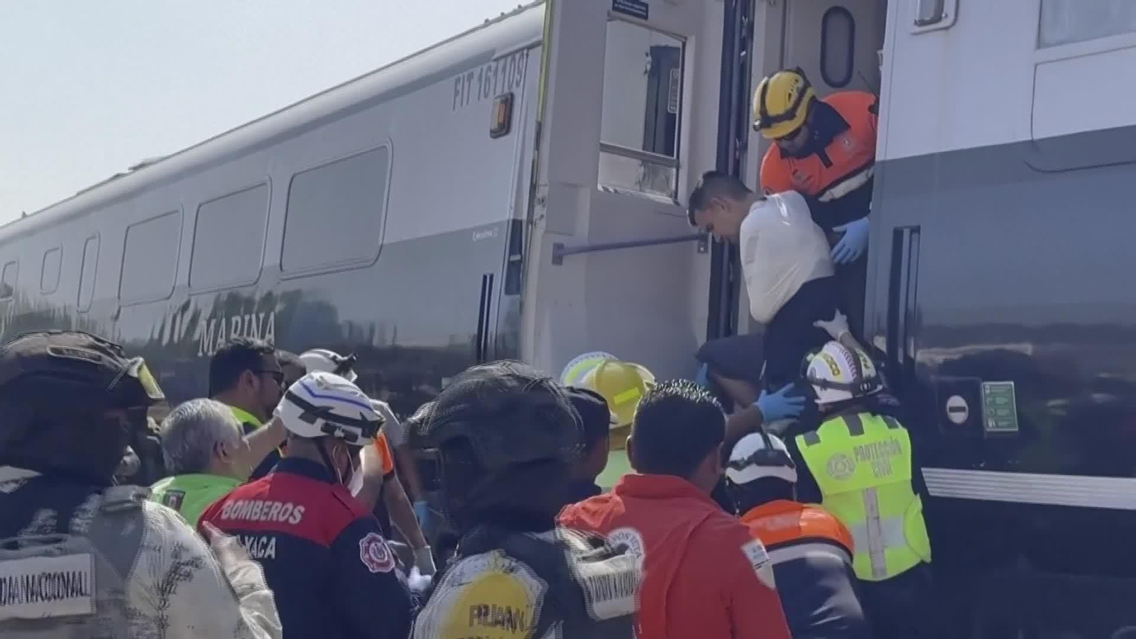 L005-MEXICO DESCARRILAMIENTO TREN