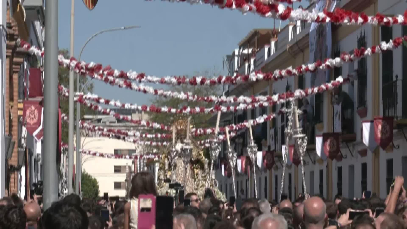 S032-SEVILLA VIRGEN TRIANA VISITA LA OLIVA