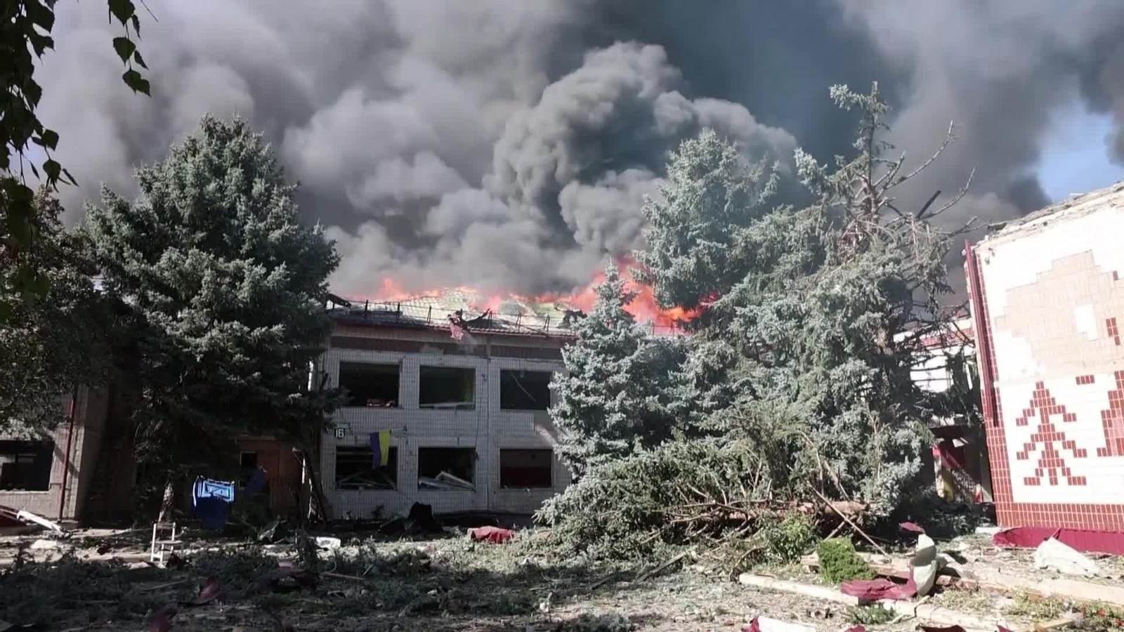 D037-UCRANIA ATAQUE KRAMATORSK