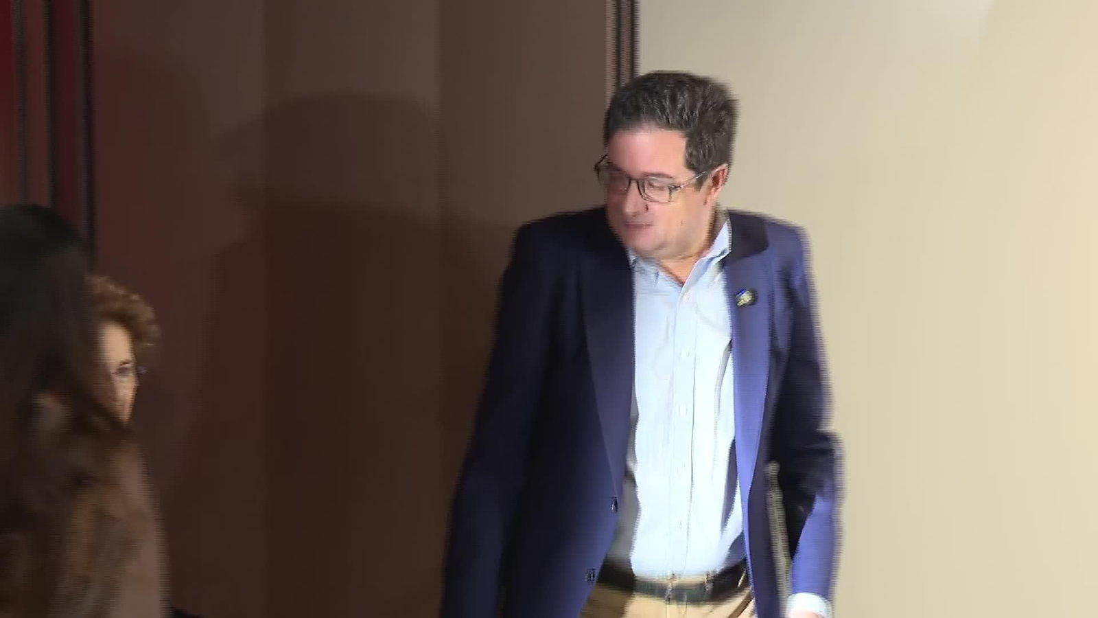 V020-MADRID OSCAR LOPEZ