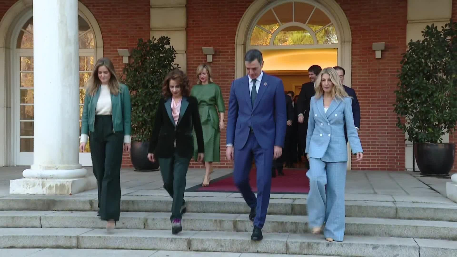 V060-EDI VARIOS POLITICOS SOBRE ZAPATERO