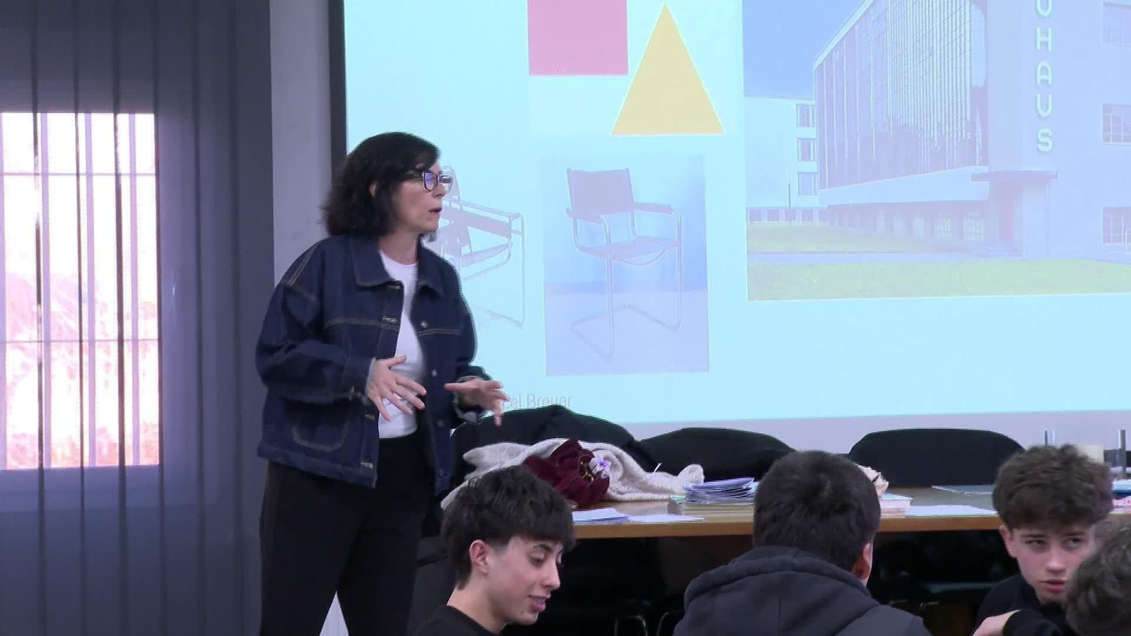 X076-EDI MADRID UNA PROFESORA ESPAÑOLA EN EL TOP 10 MUNDIAL