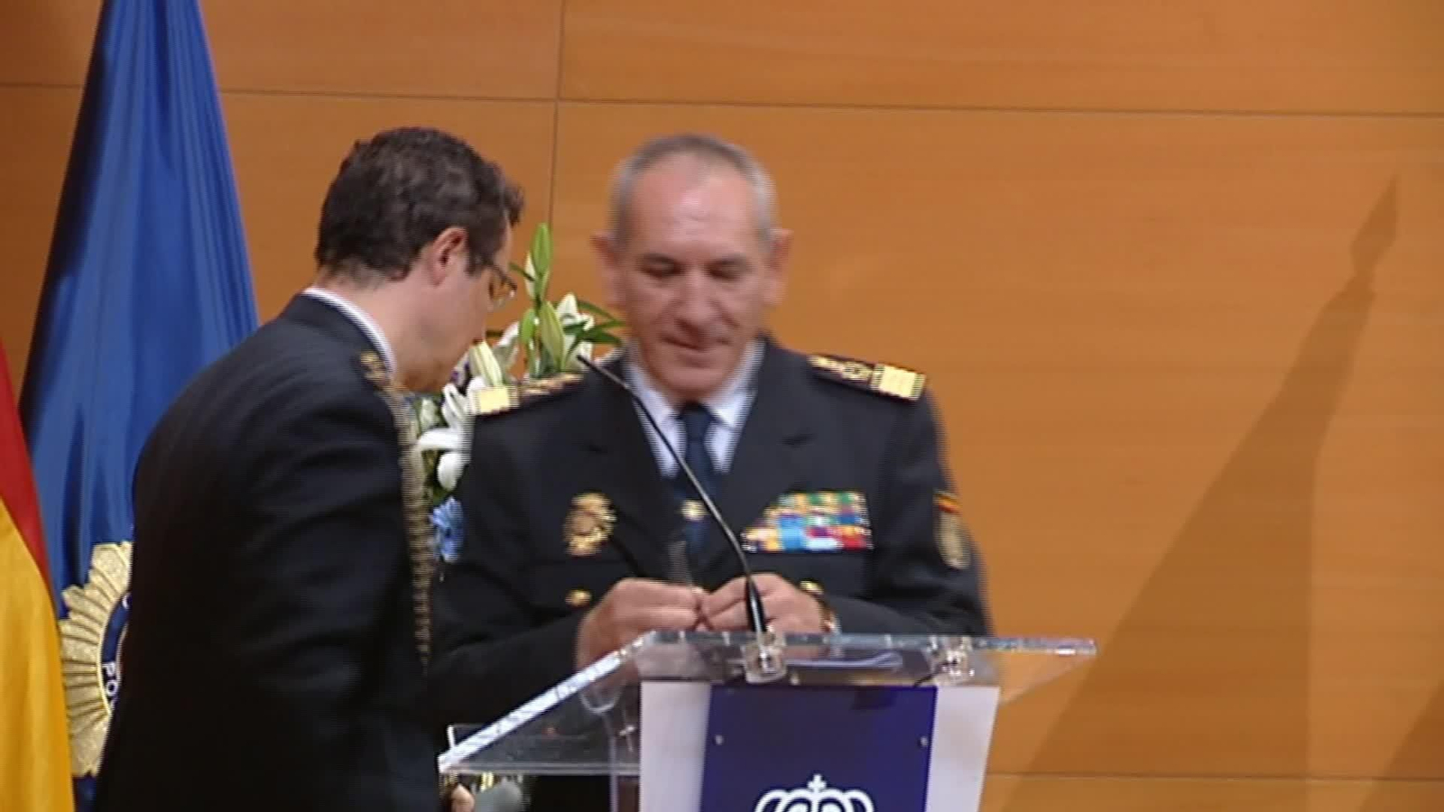 X003-EDI-MADRID QUERELLA AGRESION SEXUAL JEFE POLICIA