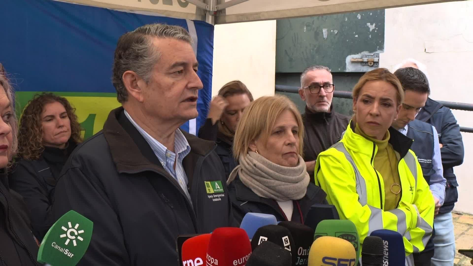 V058-CÁDIZ DESALOJADOS CRECIDA RIO FGUADALETE