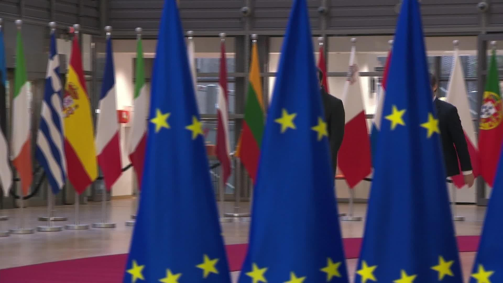 M016-BRUSELAS LLEGADAS ECOFIN CARLOS CUERPO