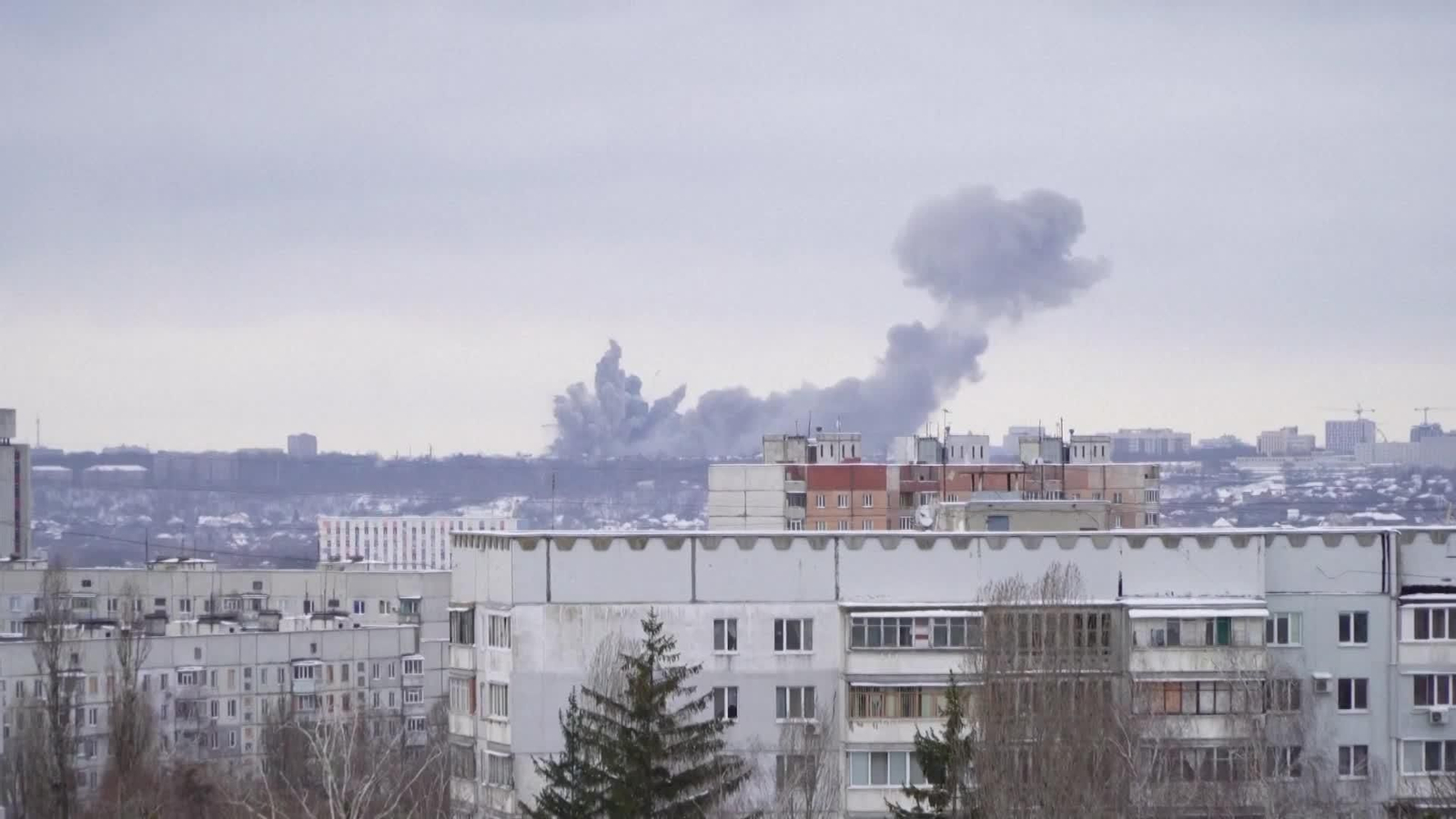 V045-UCRANIA ATAQUE RUSO EN JARKOV