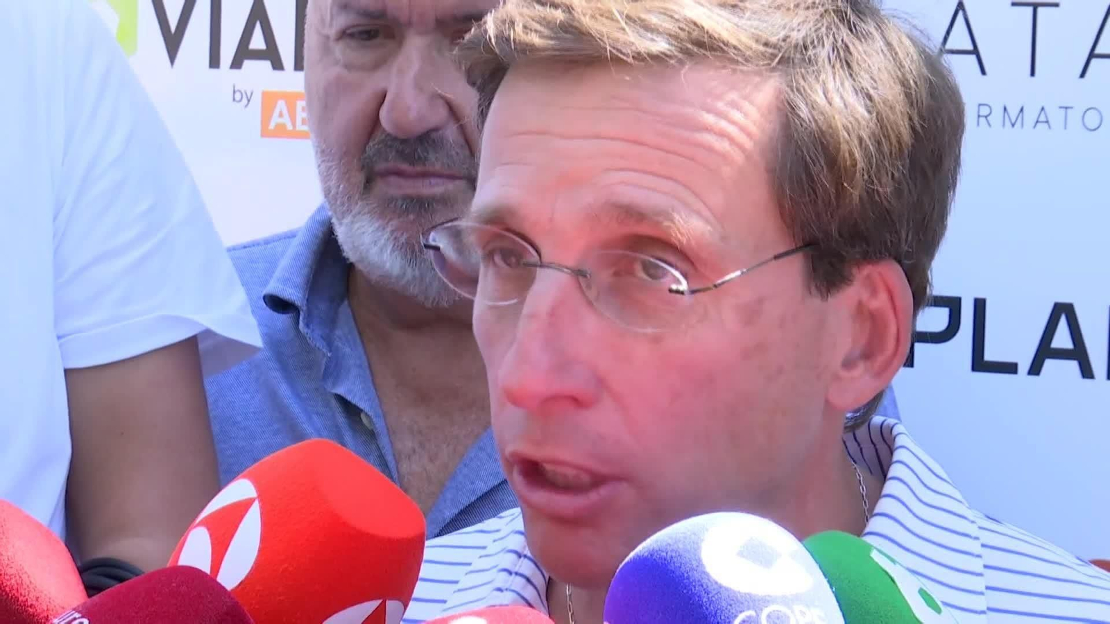 va almeIda sobre maricarmen