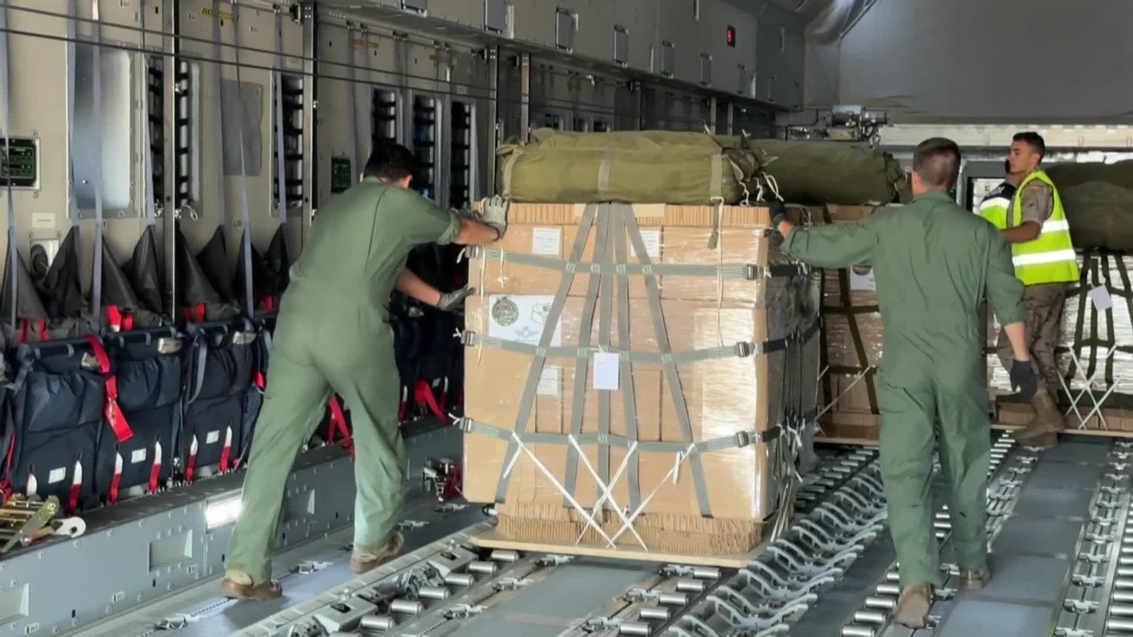va avion ayuda a gaza