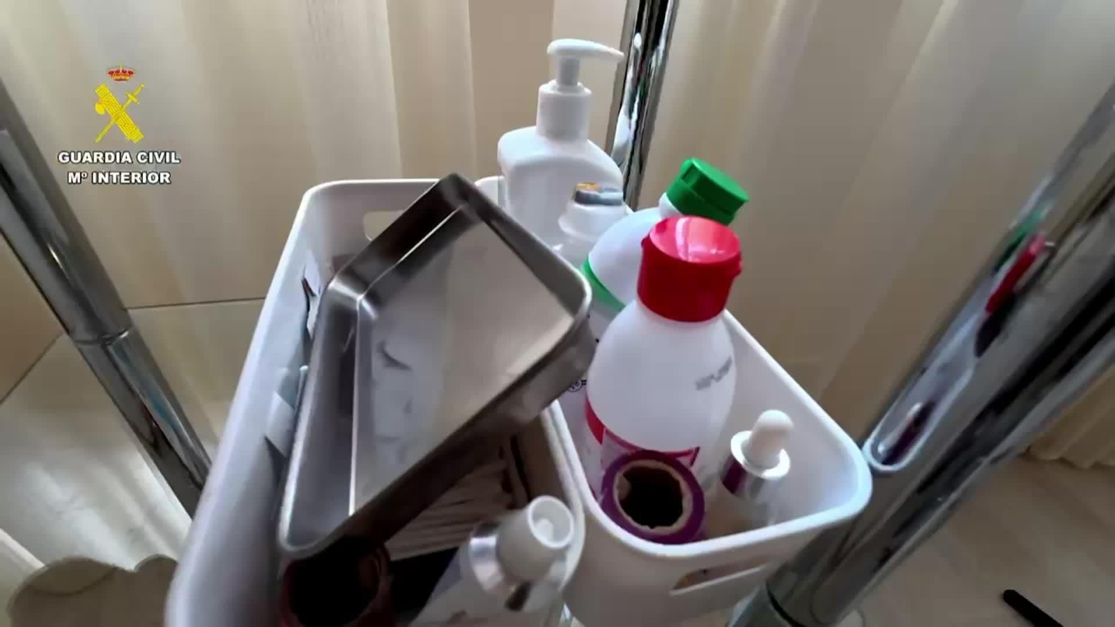 X048-BARCELONA OPERACION CLINICAS ESTETICAS CLANDESTINAS