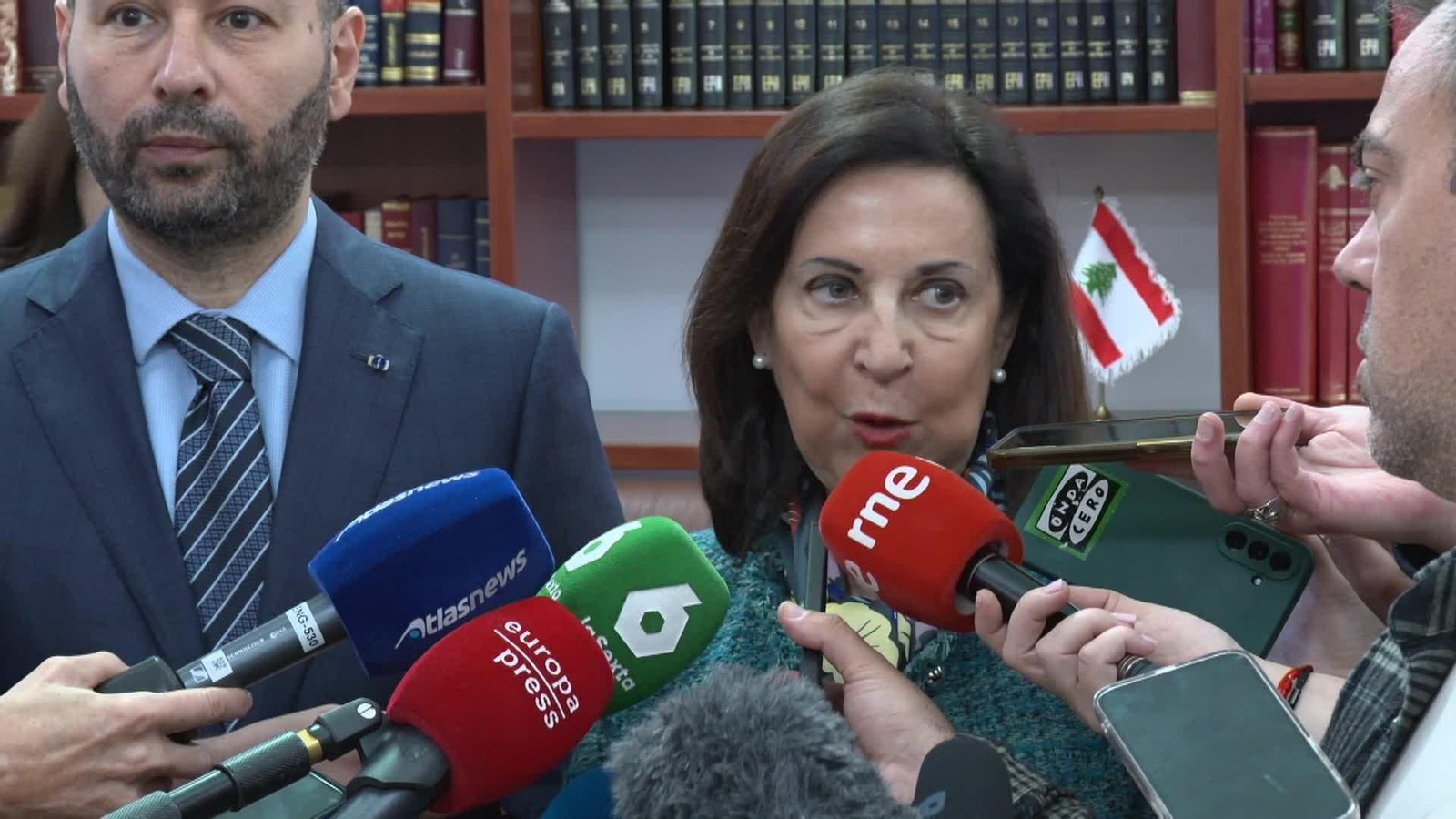 va robles embajada libano