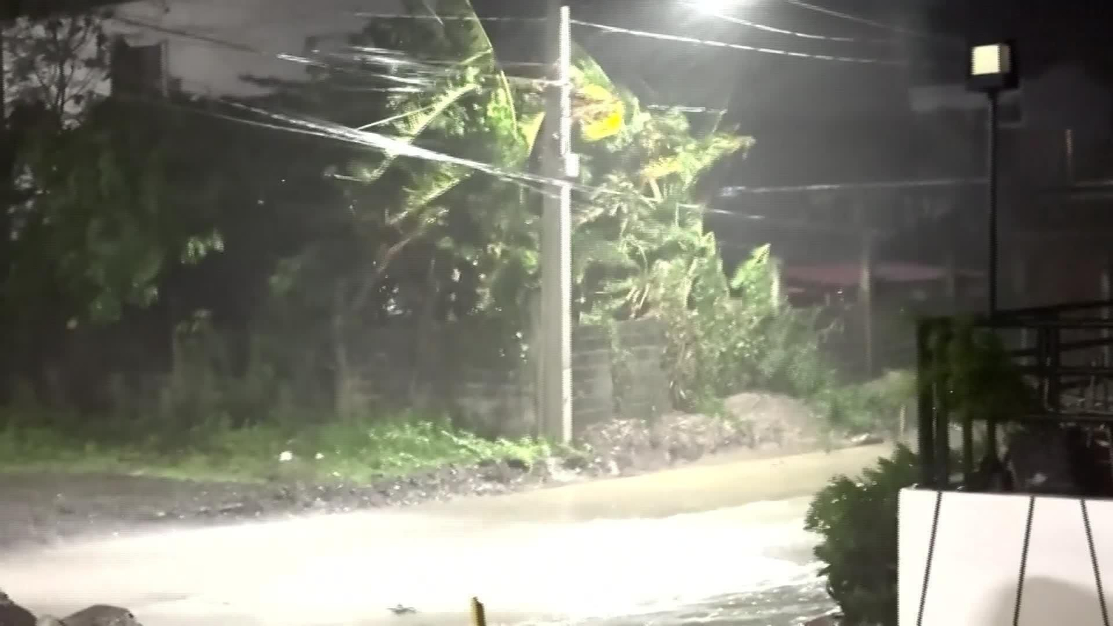 D032-FILIPINAS LLEGADA TIFÓN