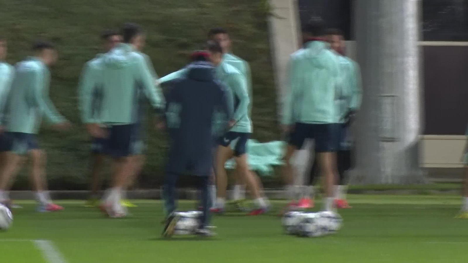 M089-BIZKAIA ENTRENAMIENTO ATHLETIC CLUB EN LEZAMA